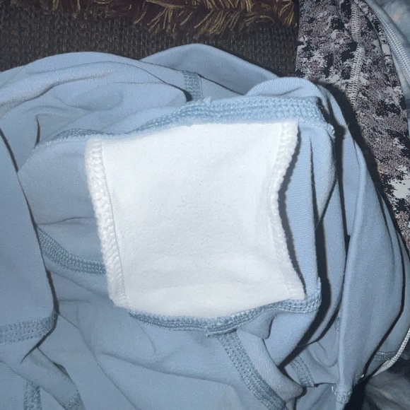 🧘🏽‍♀️EUC Alo Yoga High-Waist Moto Leggings - Light Blue - Size Medium - Picture 6 of 10